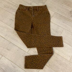 🎄Time and Tru Ladies Leopard Print Hi-Rise Curvy Button Fly Stretch Skinny Jeans